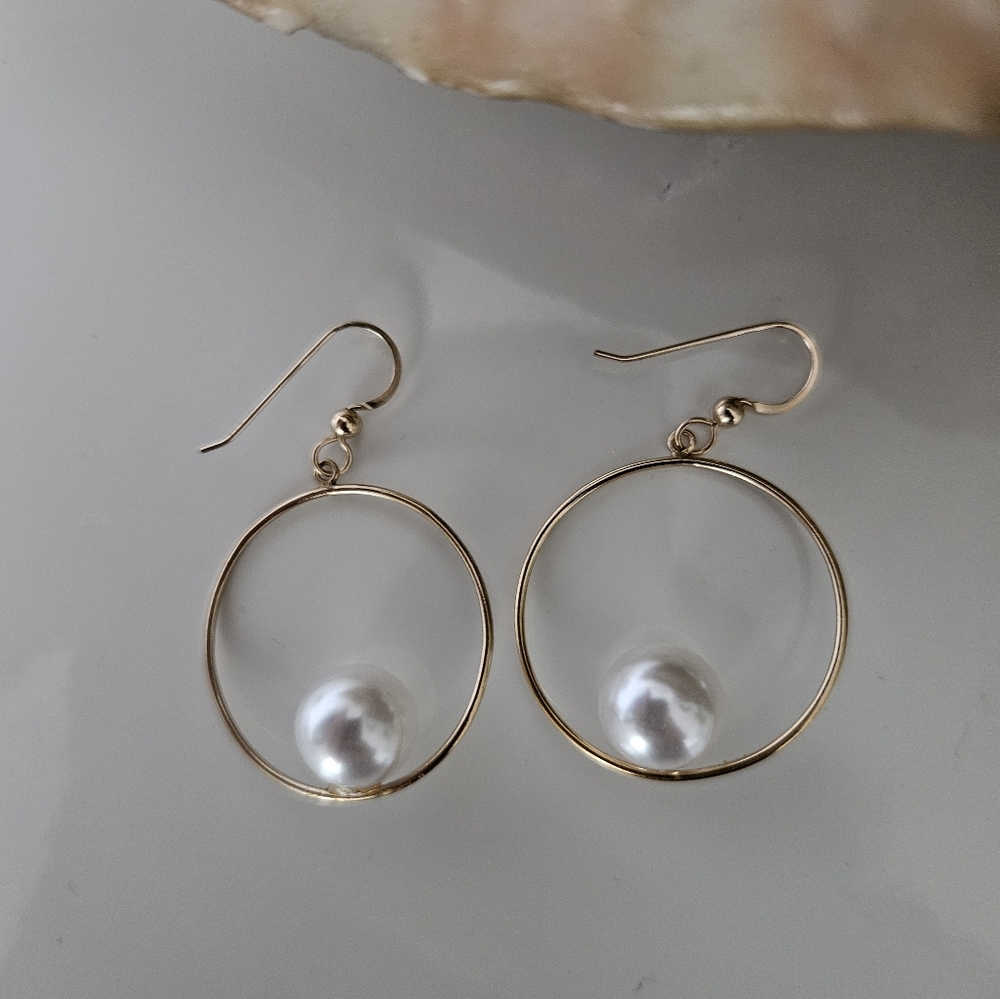 14k gold-filled dangle hoop pearl earrings